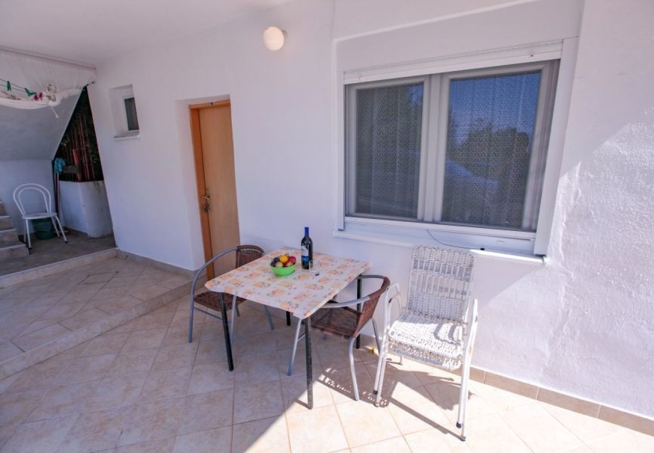 Studio à Podaca - Appartement Studio dans Podaca avec vue mer, terrasse, WIFI (3676-2)