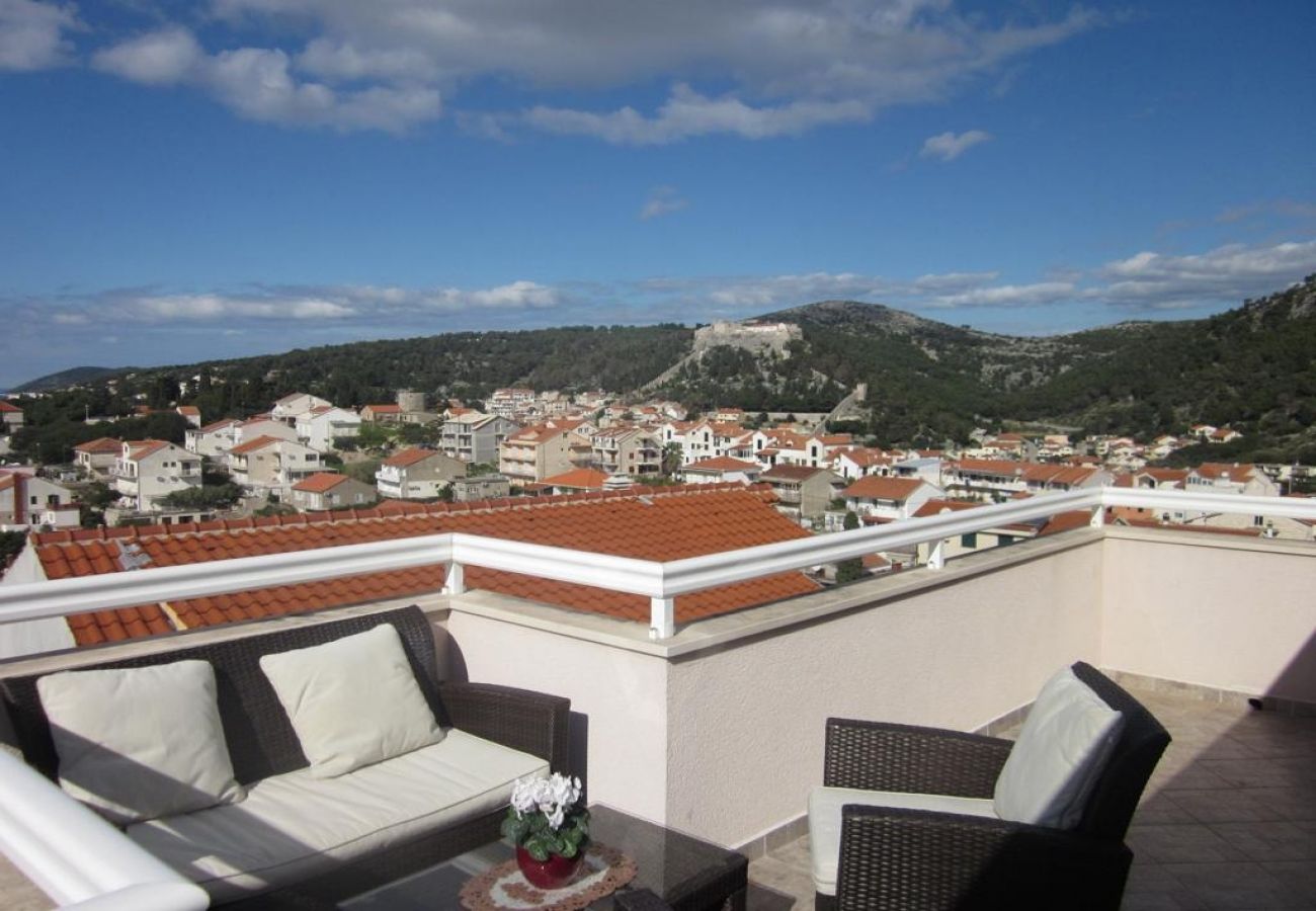 Appartement à Hvar - Appartement dans Hvar avec vue mer, terrasse, Climatisation, WIFI (3666-4)