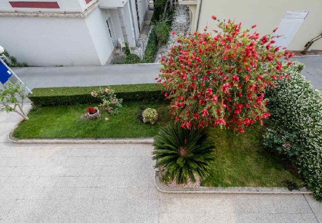 Appartement à Palit - Appartement dans Palit avec terrasse, Climatisation, WIFI, Lave-vaisselle (820-3) Appartement à Palit - Appartement dans Palit avec terrasse, Climatisation, WIFI, Lave-vaisselle (820-3)