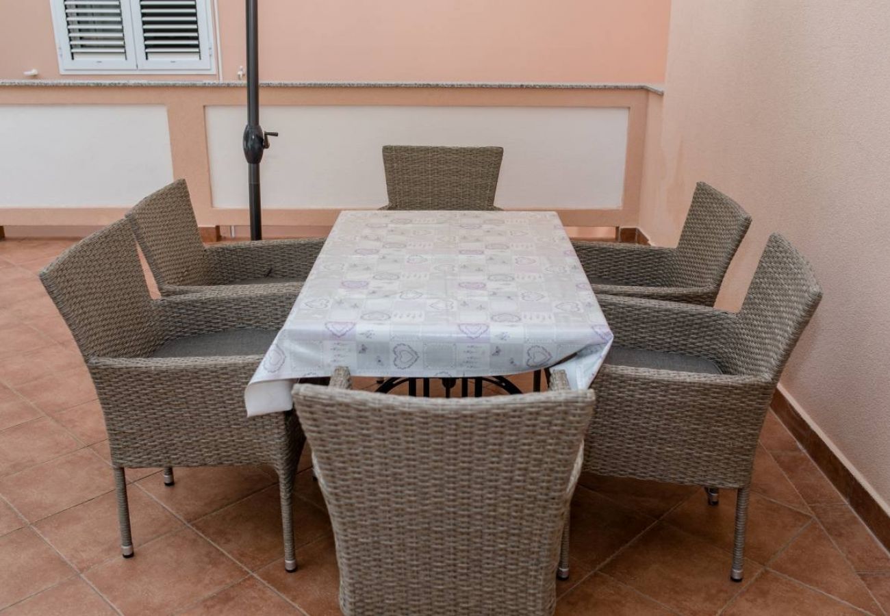 Appartement à Palit - Appartement dans Palit avec vue mer, terrasse, Climatisation, WIFI (820-4)