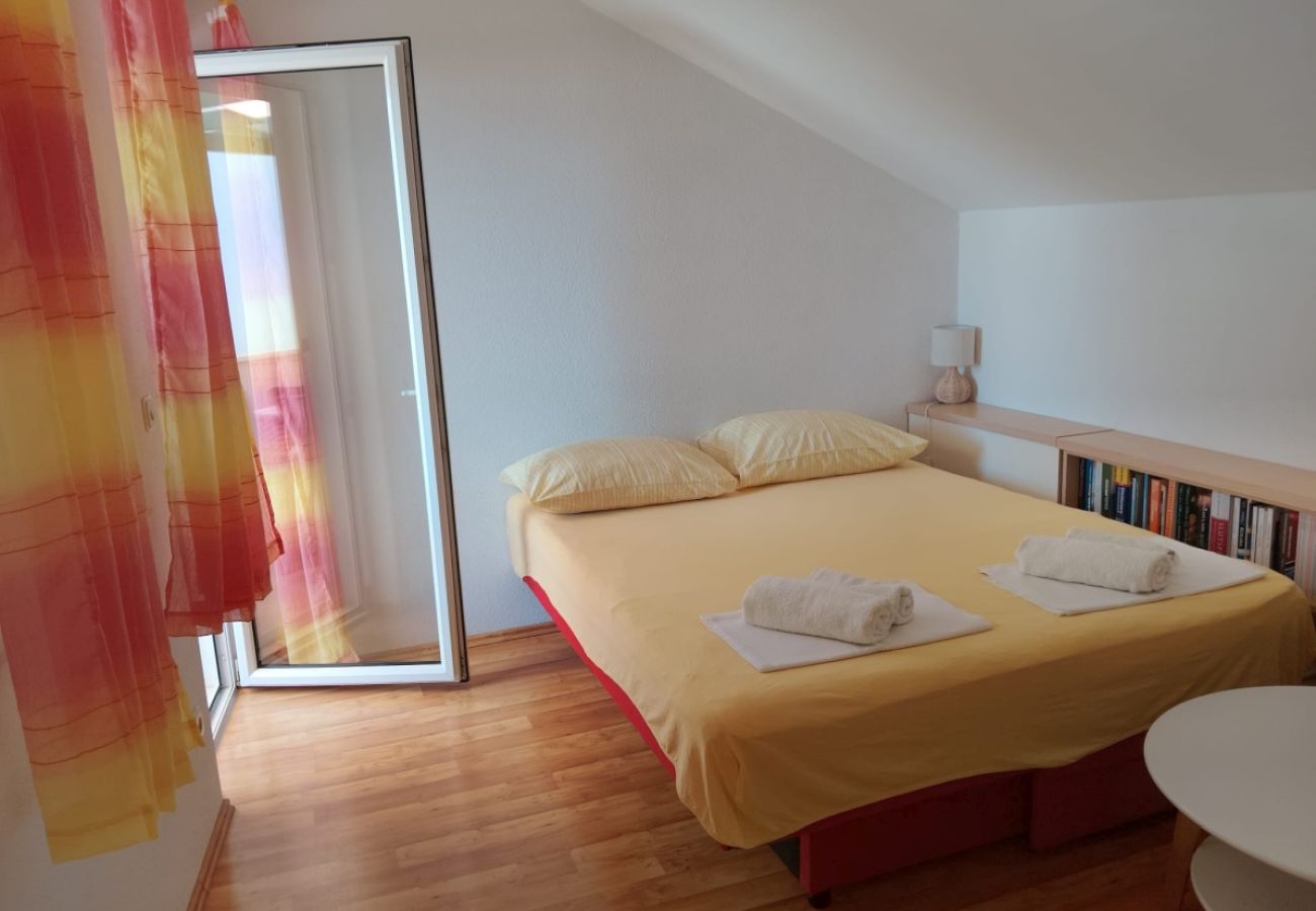 Appartement à Bol - Appartement dans Bol avec vue mer, terrasse, Climatisation, WIFI (3739-1)