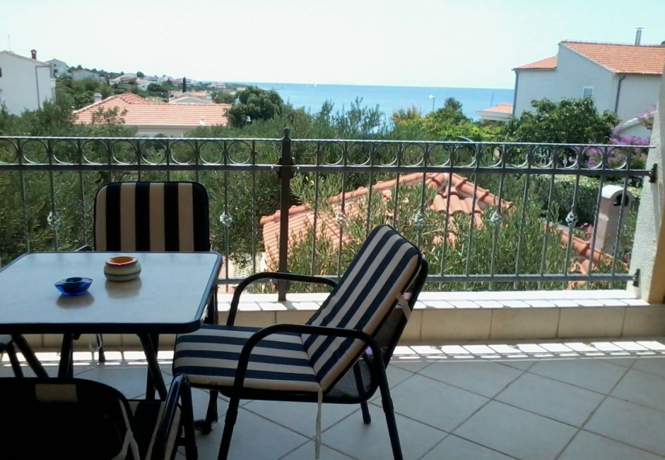 Appartement à Ražanj - Appartement dans Ražanj avec vue mer, terrasse, Climatisation, WIFI (3743-1)