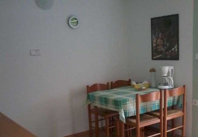 Appartement à Ražanj - Appartement dans Ražanj avec vue mer, terrasse, Climatisation, WIFI (3743-2) Appartement à Ražanj - Appartement dans Ražanj avec vue mer, terrasse, Climatisation, WIFI (3743-2)