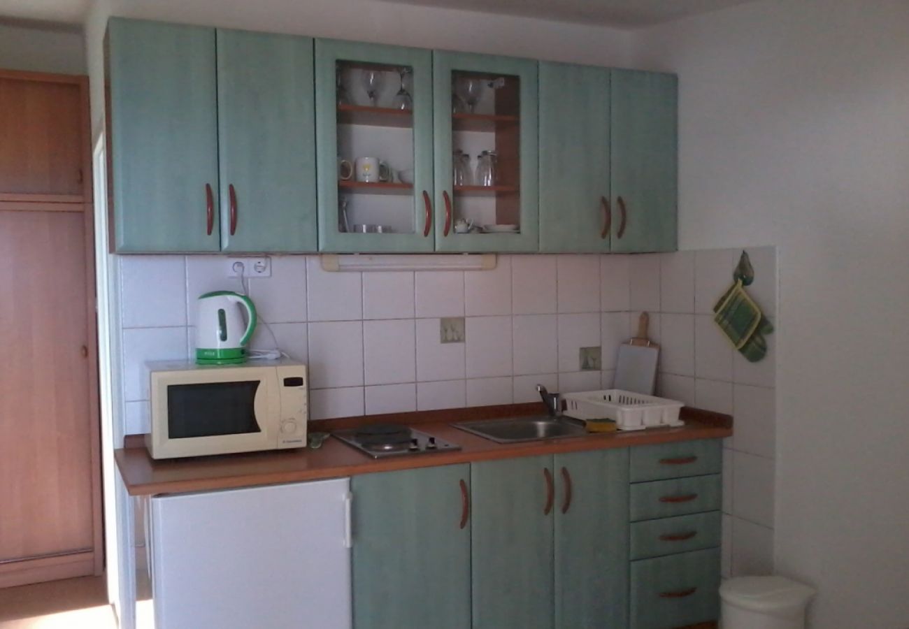 Appartement à Ražanj - Appartement dans Ražanj avec vue mer, terrasse, Climatisation, WIFI (3743-2)