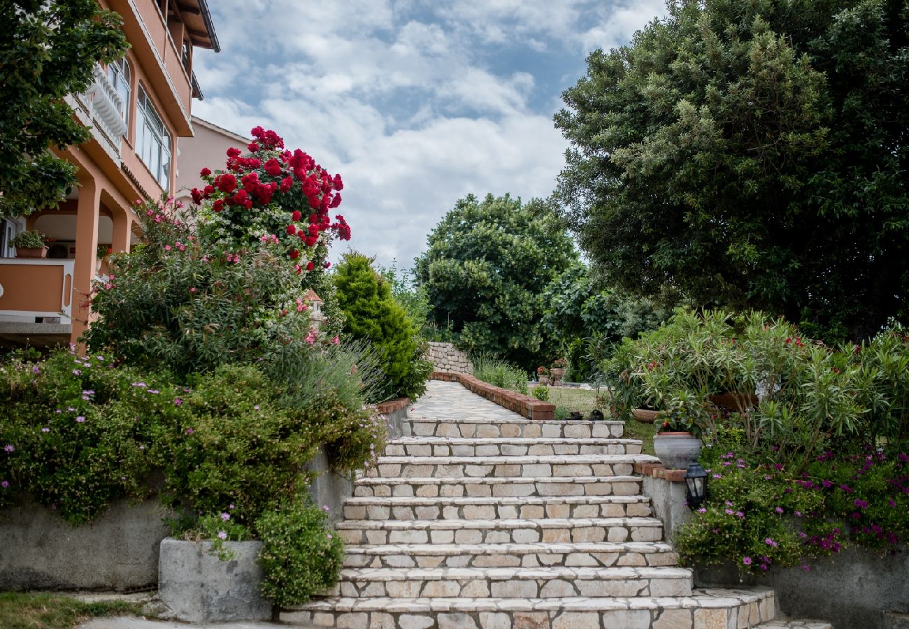 Appartement à Mundanije - Appartement dans Mundanije avec vue mer, terrasse, Climatisation, WIFI (3748-1)