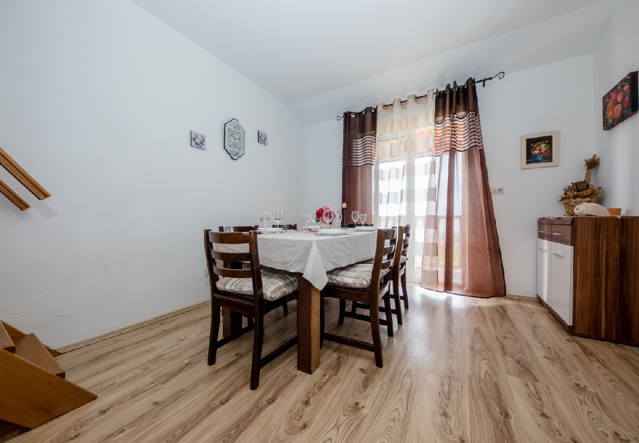 Appartement à Mundanije - Appartement dans Mundanije avec vue mer, terrasse, Climatisation, WIFI (3748-3)