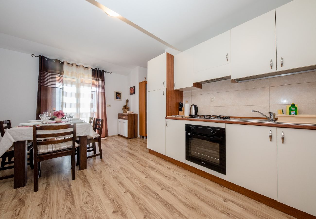 Appartement à Mundanije - Appartement dans Mundanije avec vue mer, terrasse, Climatisation, WIFI (3748-3)