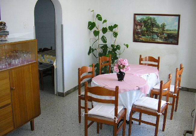 Appartement à Supetarska Draga - Appartement dans Supetarska Draga avec vue mer, terrasse, Climatisation, WIFI (3750-1) Appartement à Supetarska Draga - Appartement dans Supetarska Draga avec vue mer, terrasse, Climatisation, WIFI (3750-1)