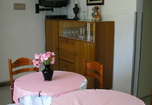 Appartement à Supetarska Draga - Appartement dans Supetarska Draga avec vue mer, terrasse, Climatisation, WIFI (3750-1) Appartement à Supetarska Draga - Appartement dans Supetarska Draga avec vue mer, terrasse, Climatisation, WIFI (3750-1)