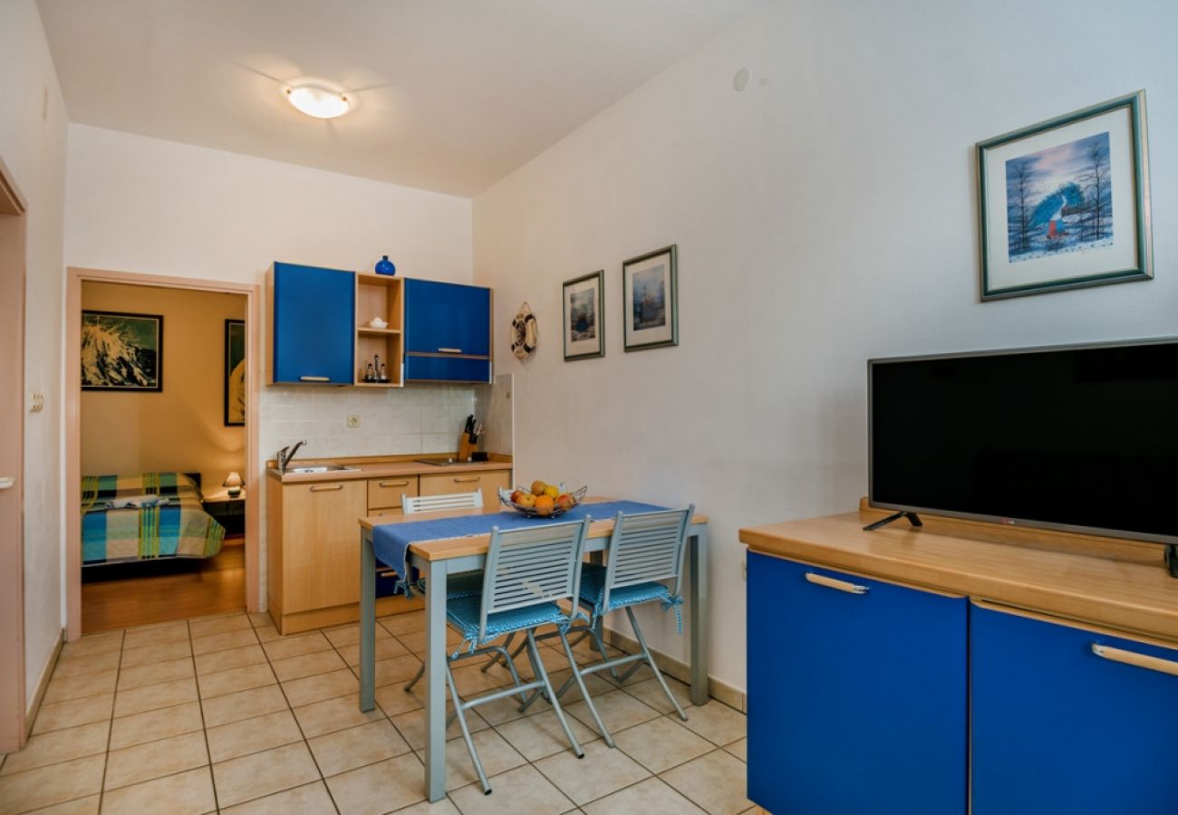 Appartement à Bol - Appartement dans Bol avec vue mer, terrasse, Climatisation, WIFI (3758-2)