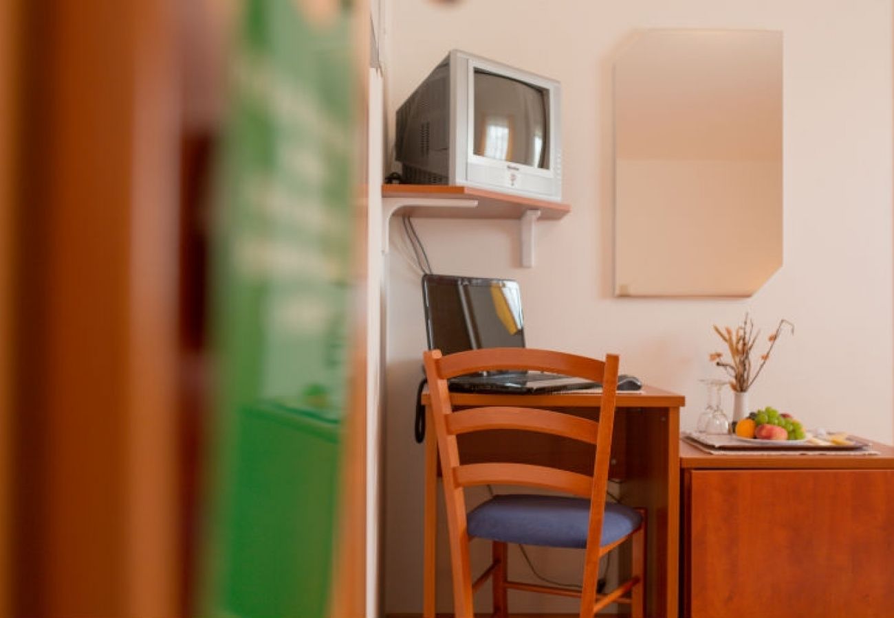 Chambres d'hôtes à Novalja - Chambre dans Novalja avec Climatisation, WIFI (3764-3)