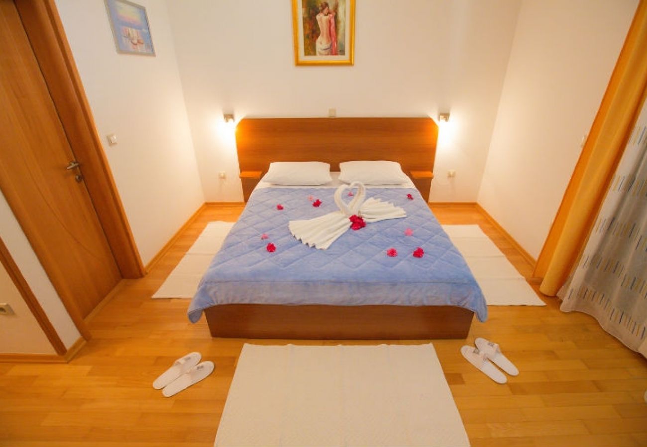 Chambres d'hôtes à Novalja - Chambre dans Novalja avec vue mer, Balcon, Climatisation, WIFI (3764-4)