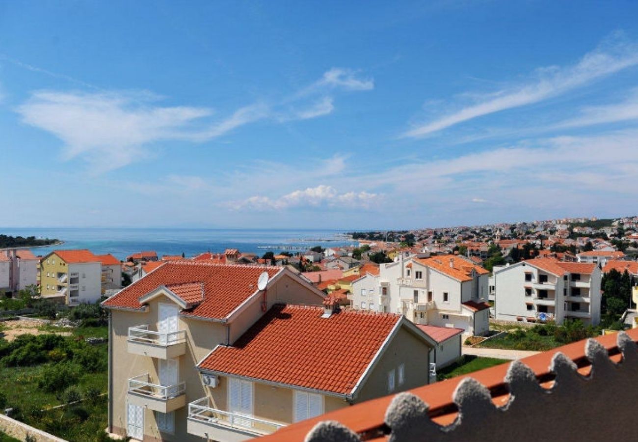 Chambres d'hôtes à Novalja - Chambre dans Novalja avec vue mer, Balcon, Climatisation, WIFI (3764-5)