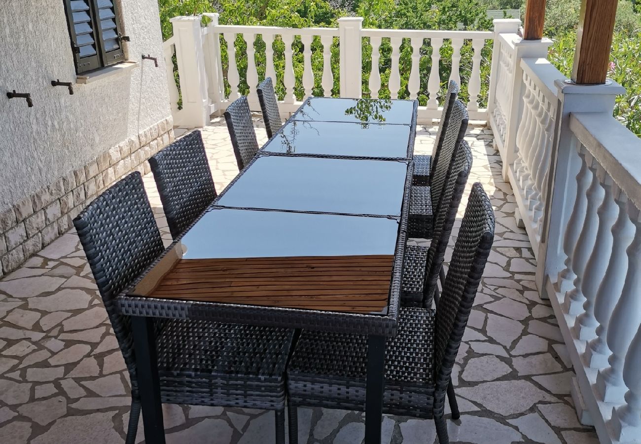 Appartement à Mali Lošinj - Appartement dans Mali Lošinj avec vue mer, terrasse, Climatisation, WIFI (3780-2)