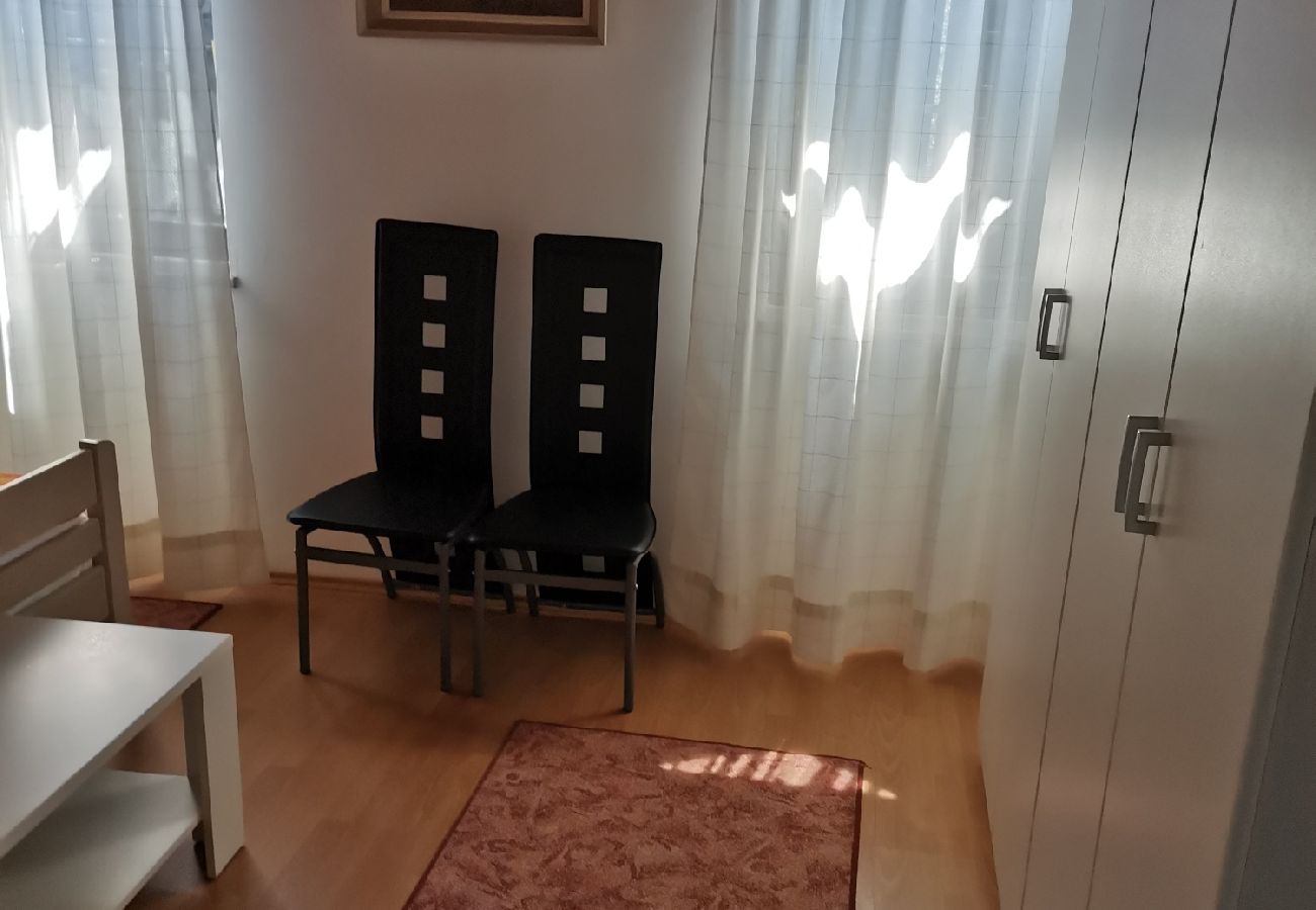 Appartement à Mali Lošinj - Appartement dans Mali Lošinj avec vue mer, terrasse, Climatisation, WIFI (3780-2)