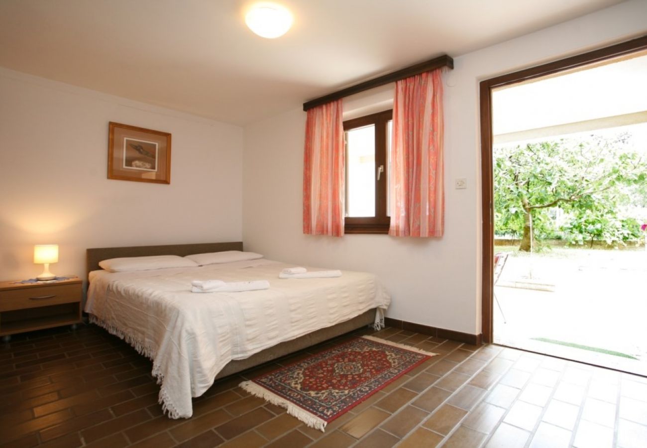 Studio à Porec - Appartement Studio dans Poreč avec terrasse, WIFI (3794-2)