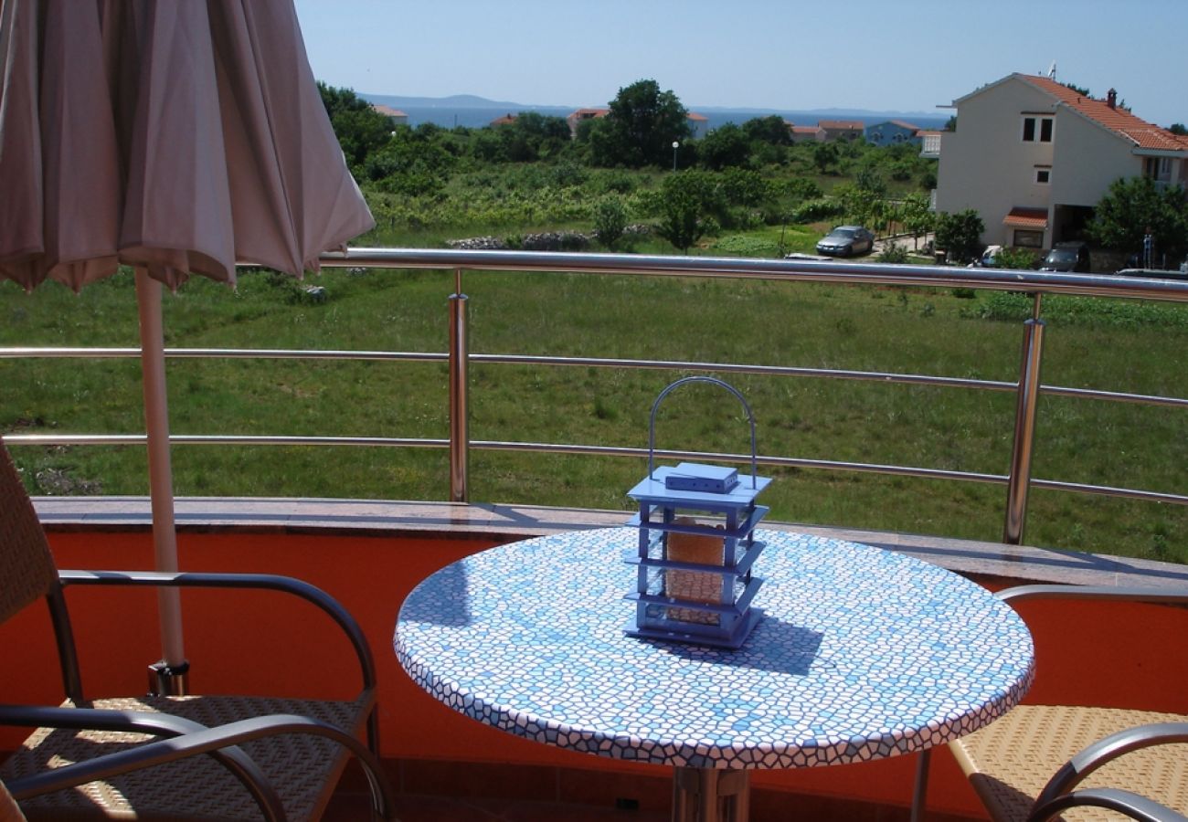 Appartement à Nin - Appartement dans Zaton (Zadar) avec vue mer, Balcon, Climatisation, WIFI (3796-4)