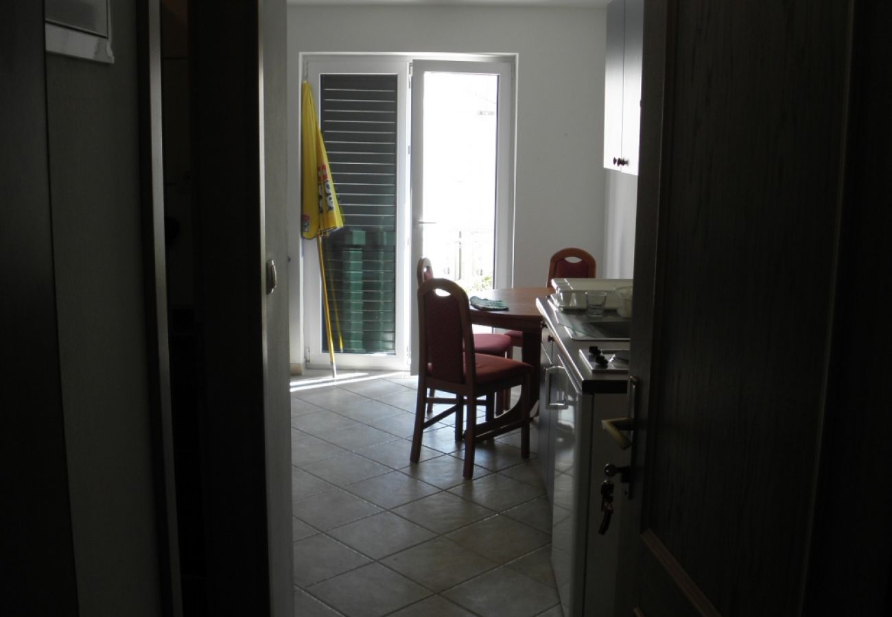 Appartement à Podgora - Appartement dans Podgora avec vue mer, terrasse, Climatisation, WIFI (3812-4)