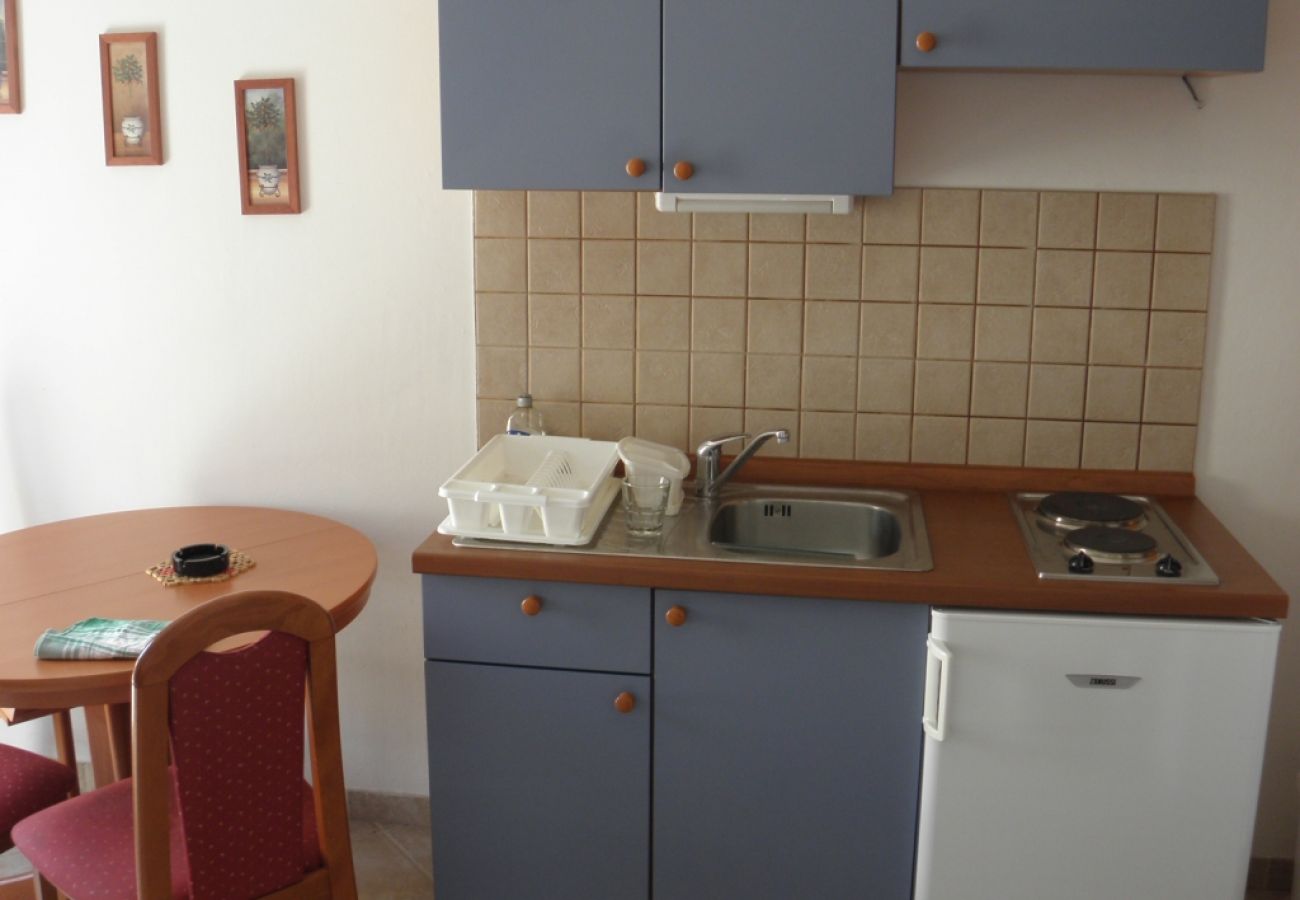 Appartement à Podgora - Appartement dans Podgora avec vue mer, terrasse, Climatisation, WIFI (3812-4)