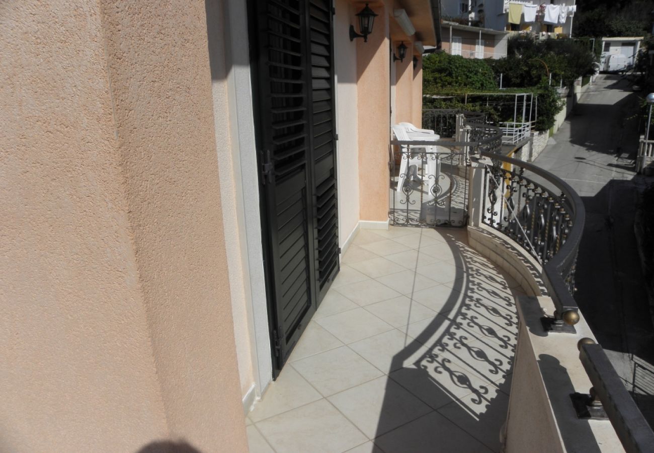 Appartement à Podgora - Appartement dans Podgora avec vue mer, terrasse, Climatisation, WIFI (3812-5)