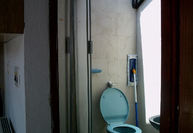 Appartement à Zlarin - Appartement dans Zlarin avec Balcon, WIFI, Machine à laver (3813-1) Appartement à Zlarin - Appartement dans Zlarin avec Balcon, WIFI, Machine à laver (3813-1)