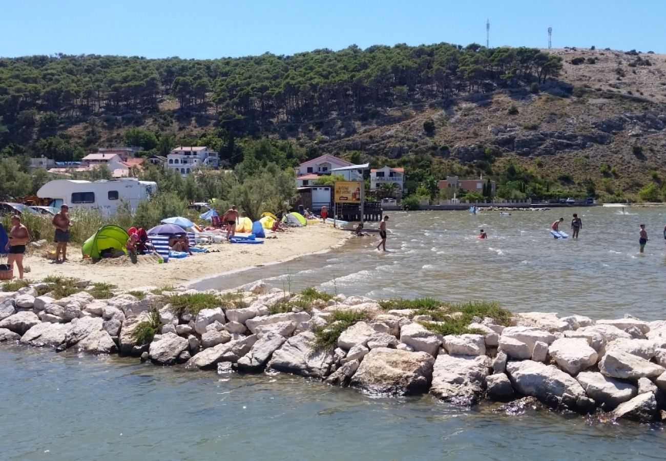 Appartement à Lopar - Appartement dans Lopar avec vue mer, terrasse, Climatisation, WIFI (696-9)