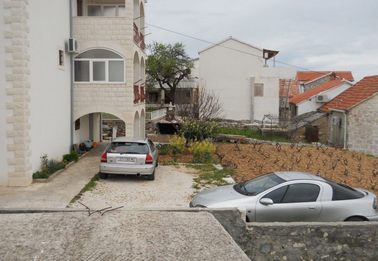 Appartement à Bol - Appartement dans Bol avec vue mer, Balcon, Climatisation, WIFI (3831-1)