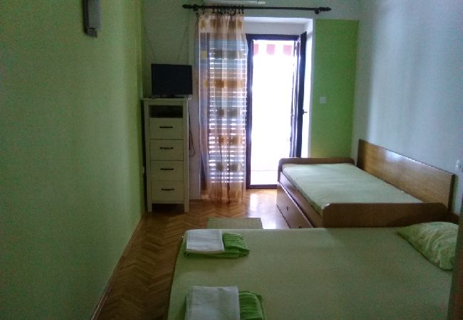 Appartement à Jadranovo - Appartement dans Jadranovo avec vue mer, Balcon, Climatisation, WIFI (3856-1) Appartement à Jadranovo - Appartement dans Jadranovo avec vue mer, Balcon, Climatisation, WIFI (3856-1)