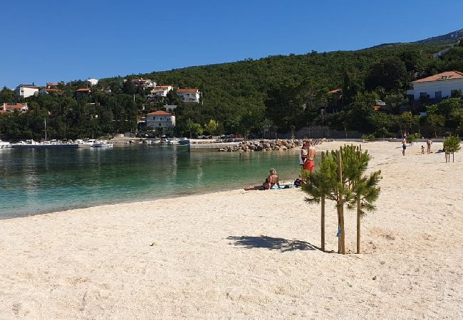 Appartement à Jadranovo - Appartement dans Jadranovo avec vue mer, Balcon, Climatisation, WIFI (3856-1) Appartement à Jadranovo - Appartement dans Jadranovo avec vue mer, Balcon, Climatisation, WIFI (3856-1)