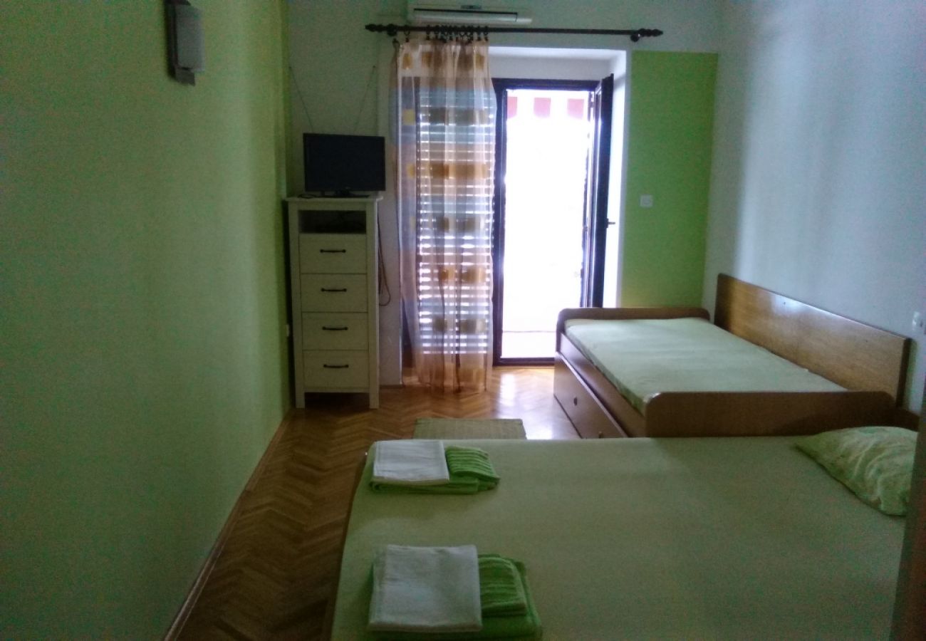 Appartement à Jadranovo - Appartement dans Jadranovo avec vue mer, Balcon, Climatisation, WIFI (3856-1)