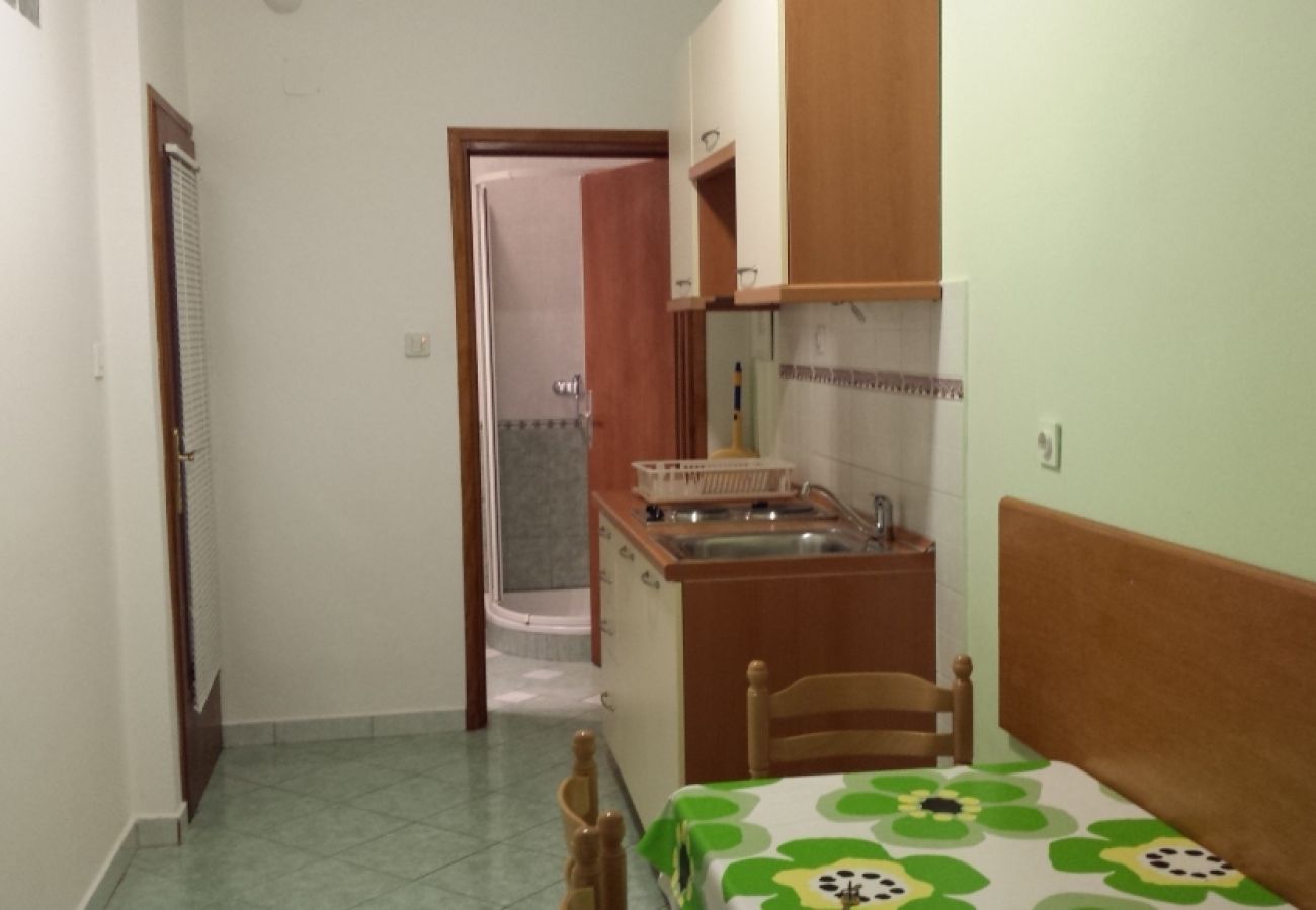 Appartement à Jadranovo - Appartement dans Jadranovo avec vue mer, Balcon, Climatisation, WIFI (3856-1)