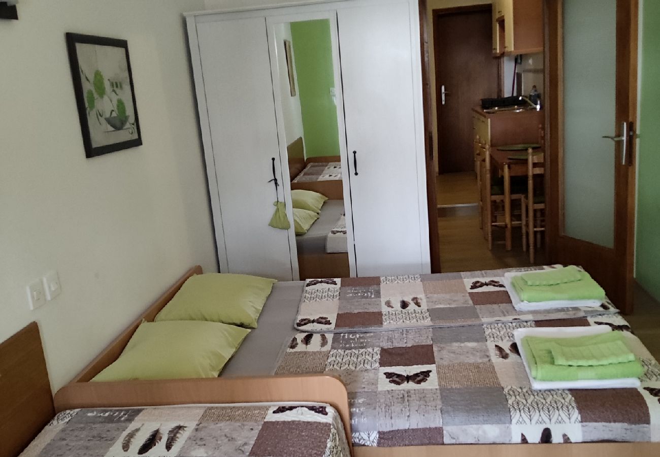 Appartement à Jadranovo - Appartement dans Jadranovo avec vue mer, Balcon, Climatisation, WIFI (3856-1)