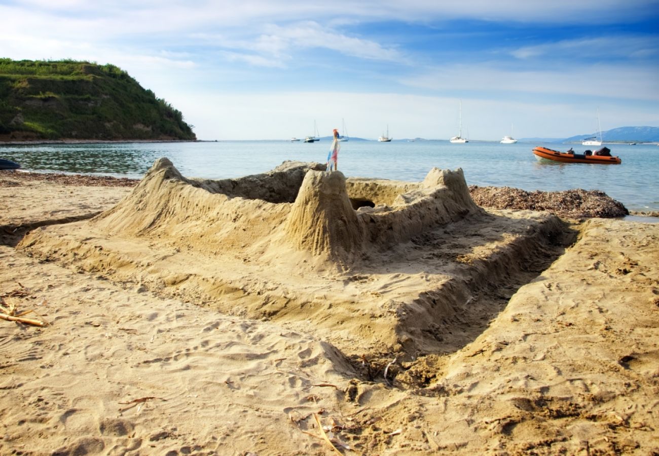 Chambres d'hôtes à Susak - Chambre dans Susak avec Climatisation, WIFI (3865-3)