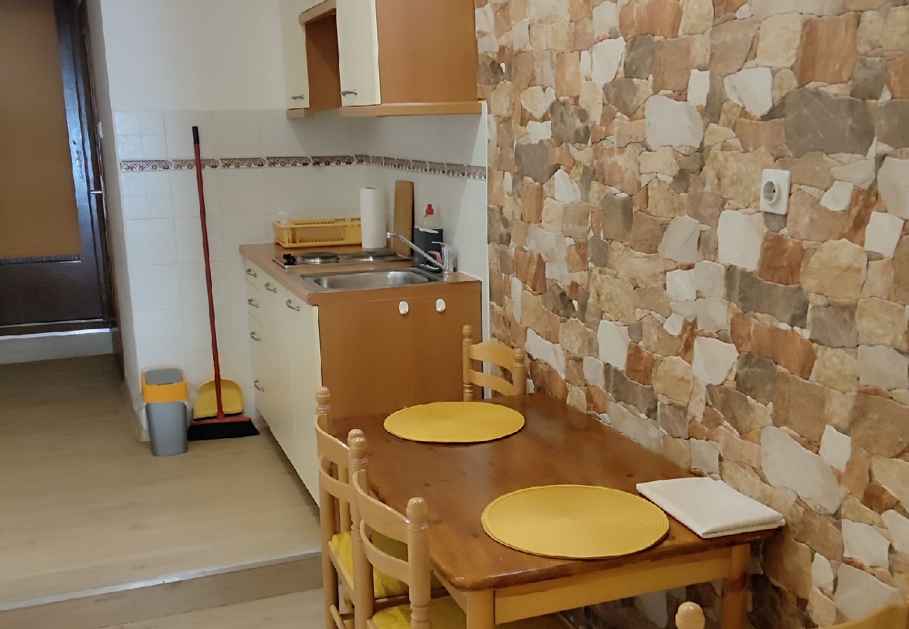 Appartement à Jadranovo - Appartement dans Jadranovo avec vue mer, Balcon, Climatisation, WIFI (3856-2)