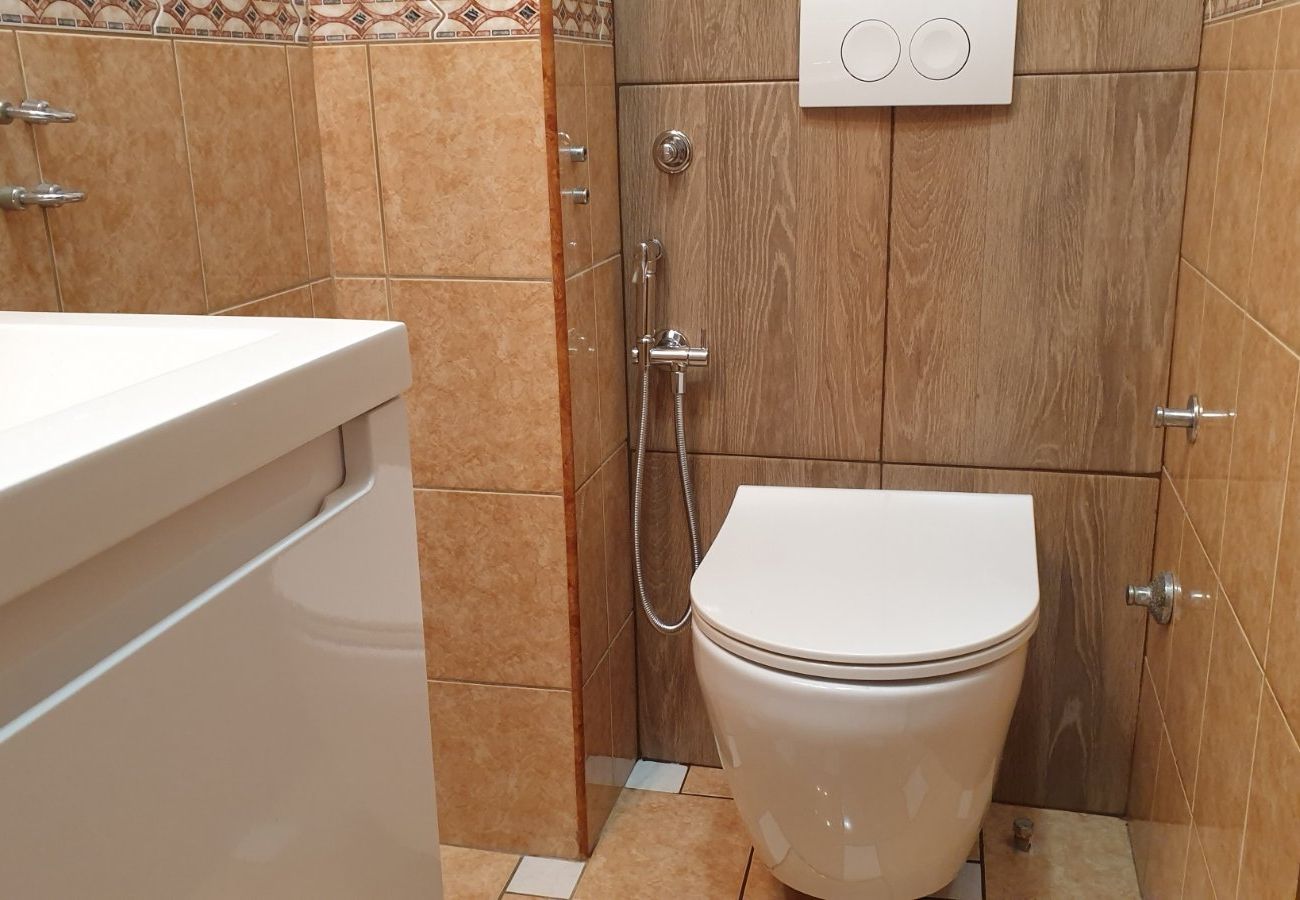 Appartement à Jadranovo - Appartement dans Jadranovo avec vue mer, Balcon, Climatisation, WIFI (3856-2)