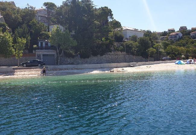 Studio à Jadranovo - Appartement Studio dans Jadranovo avec Balcon, Climatisation, WIFI (3856-3) Studio à Jadranovo - Appartement Studio dans Jadranovo avec Balcon, Climatisation, WIFI (3856-3)