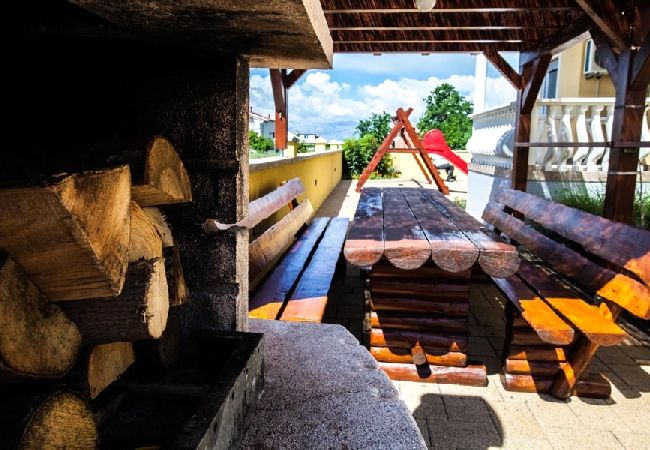 Appartement à Nin - Appartement dans Zaton (Zadar) avec terrasse, Climatisation, WIFI, Machine à laver (4141-2) Appartement à Nin - Appartement dans Zaton (Zadar) avec terrasse, Climatisation, WIFI, Machine à laver (4141-2)