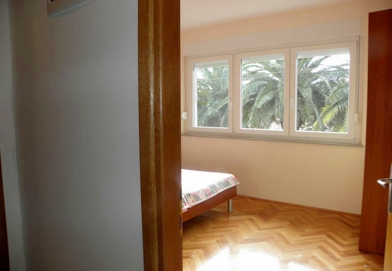 Appartement à Duce - Appartement dans Duće avec vue mer, Balcon, Climatisation, WIFI (4166-3)