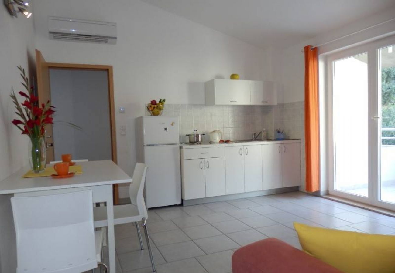 Appartement à Duce - Appartement dans Duće avec vue mer, terrasse, Climatisation, WIFI (4173-12)