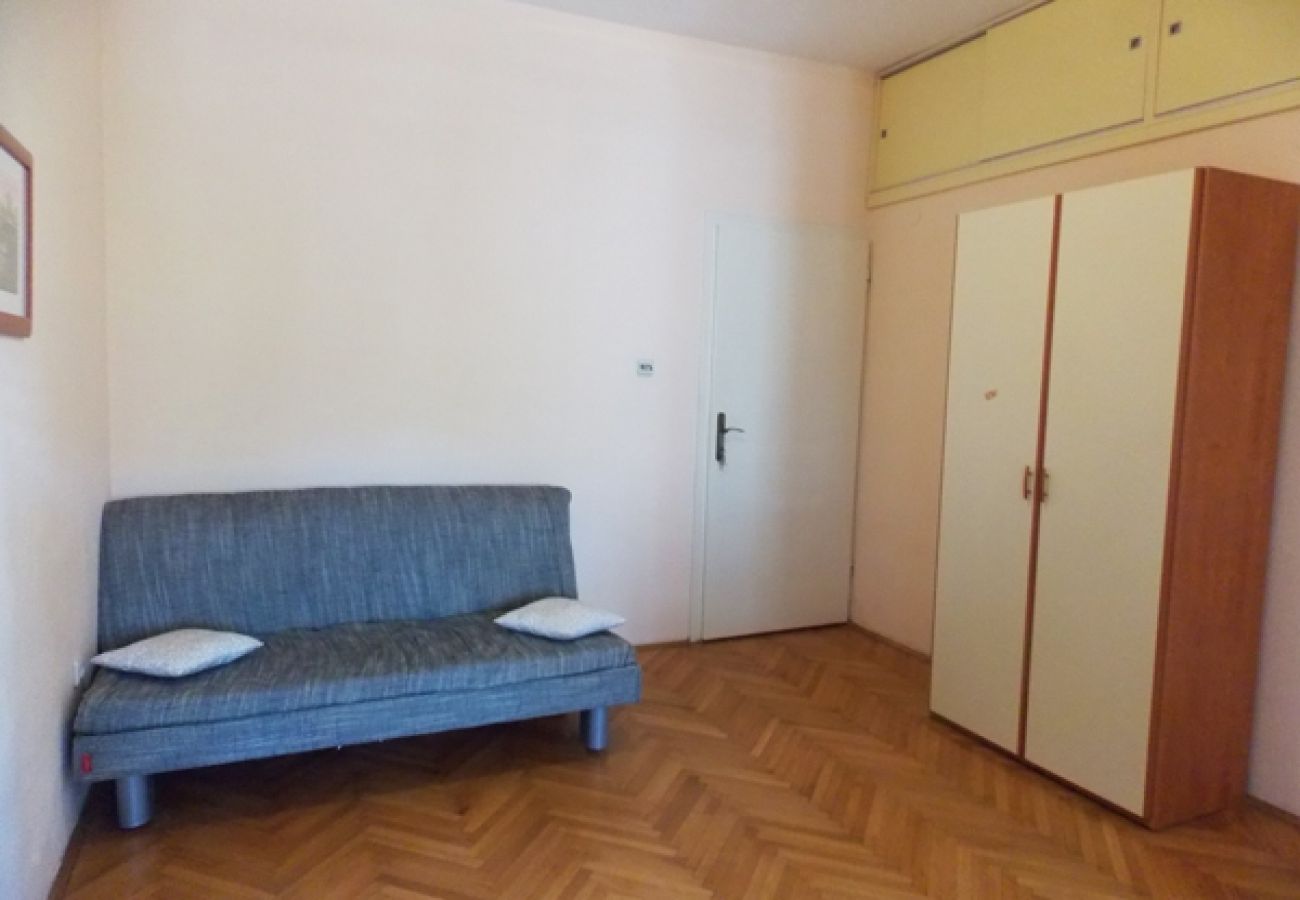 Appartement à Duce - Appartement dans Duće avec vue mer, Balcon, Climatisation, WIFI (4174-1)