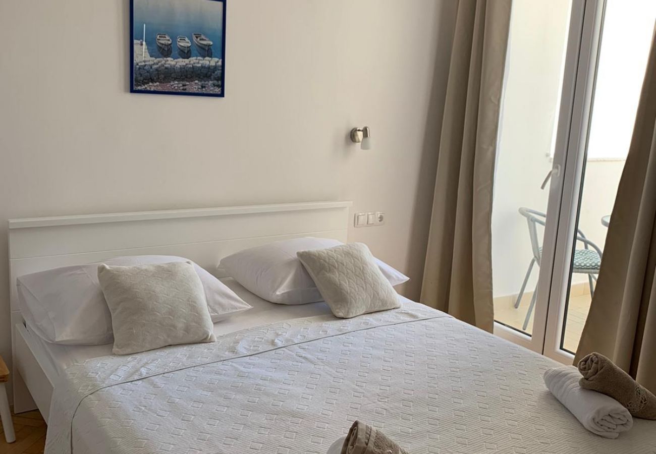 Appartement à Duce - Appartement dans Duće avec vue mer, Balcon, Climatisation, WIFI (4174-7)