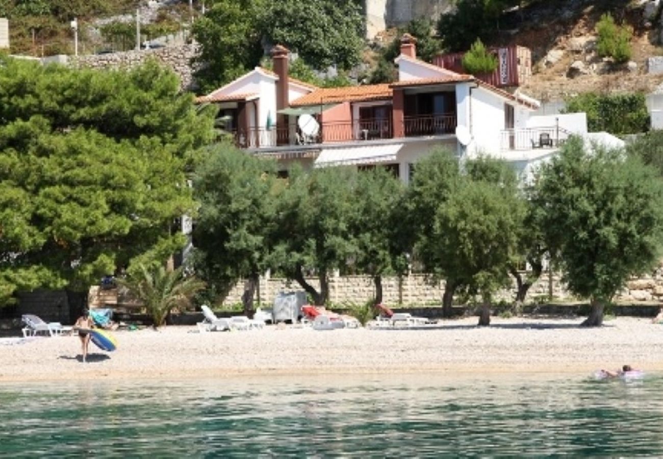 Maison à Lokva Rogoznica - Maison de vacances dans Lokva Rogoznica avec vue mer, terrasse, Climatisation (4184-3)