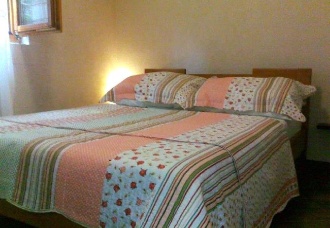 Appartement à Donji Karin - Appartement dans Karin Gornji avec vue mer, Balcon, Climatisation, WIFI (4207-2) Appartement à Donji Karin - Appartement dans Karin Gornji avec vue mer, Balcon, Climatisation, WIFI (4207-2)