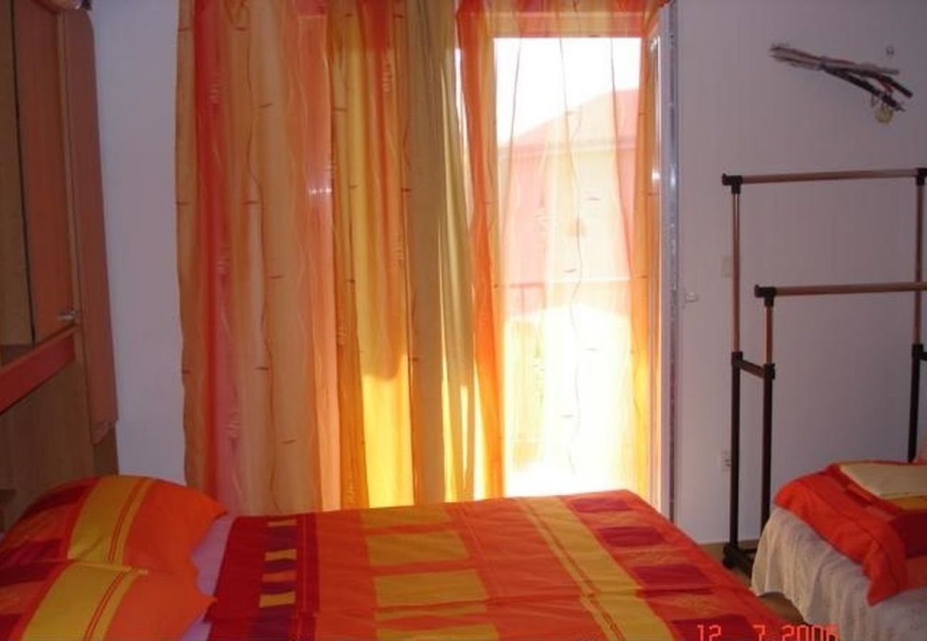 Appartement à Lopar - Appartement dans Lopar avec Balcon, Climatisation, WIFI (4224-3)