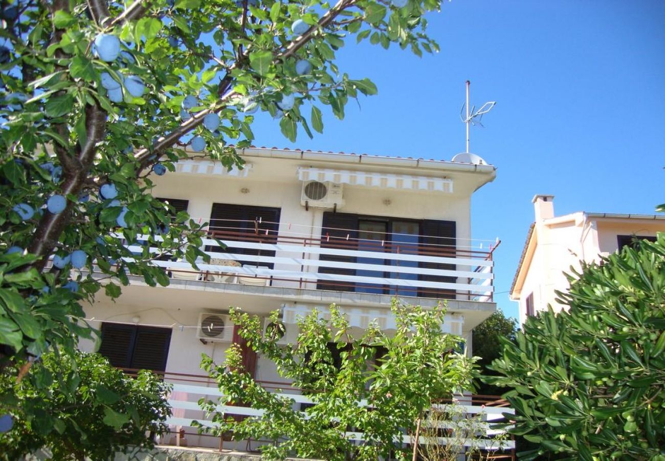 Appartement à Cres - Appartement dans Cres avec vue mer, Balcon, Climatisation, WIFI (4249-1)