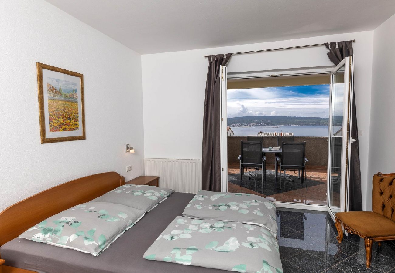 Appartement à Crikvenica - Appartement dans Crikvenica avec vue mer, Climatisation, WIFI, Machine à laver (4267-2)