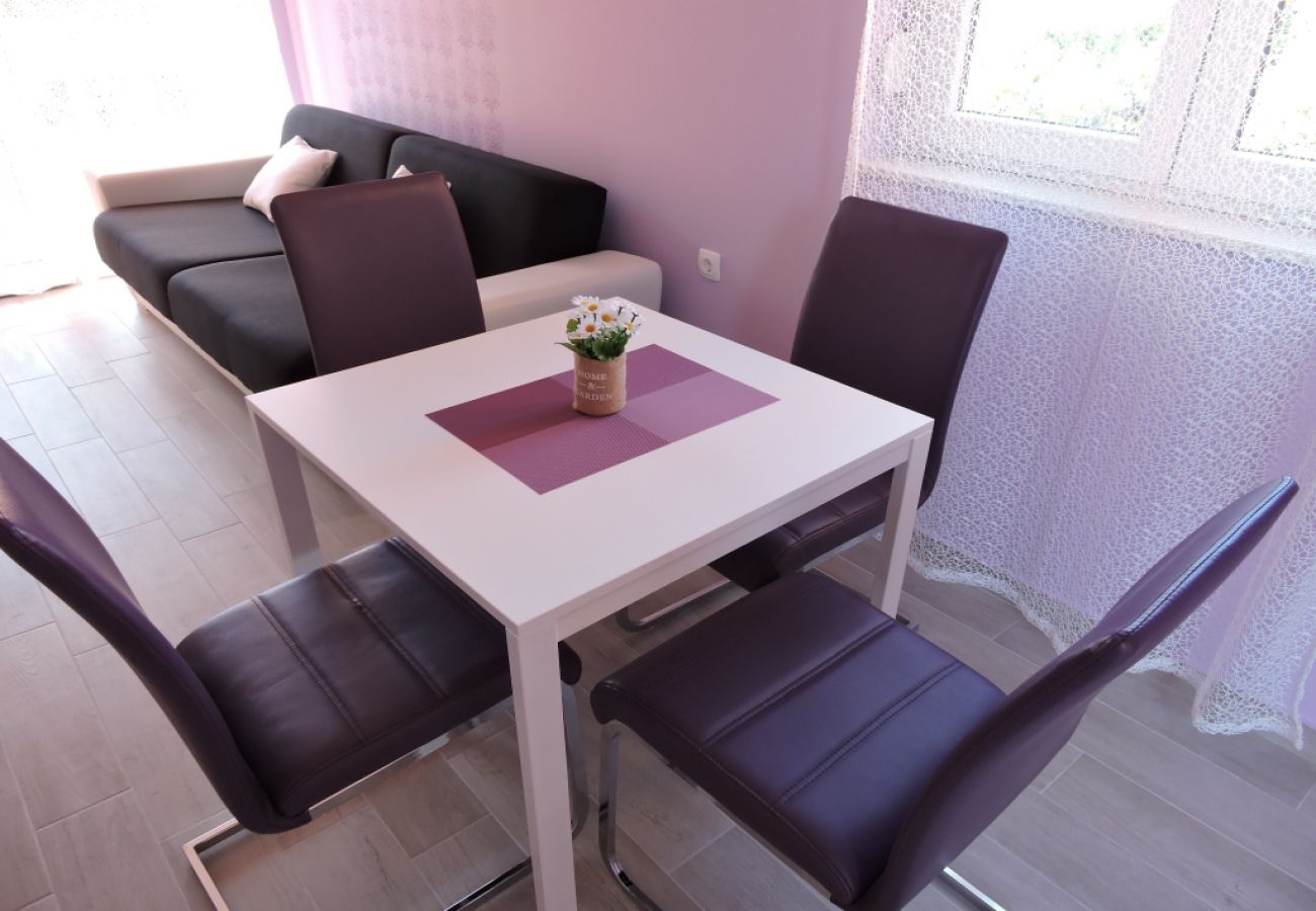 Appartement à Biograd na moru - Appartement dans Biograd na Moru avec Balcon, Climatisation, WIFI (4269-3)