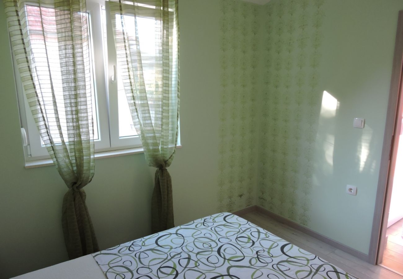 Appartement à Biograd na moru - Appartement dans Biograd na Moru avec Balcon, Climatisation, WIFI (4269-3)