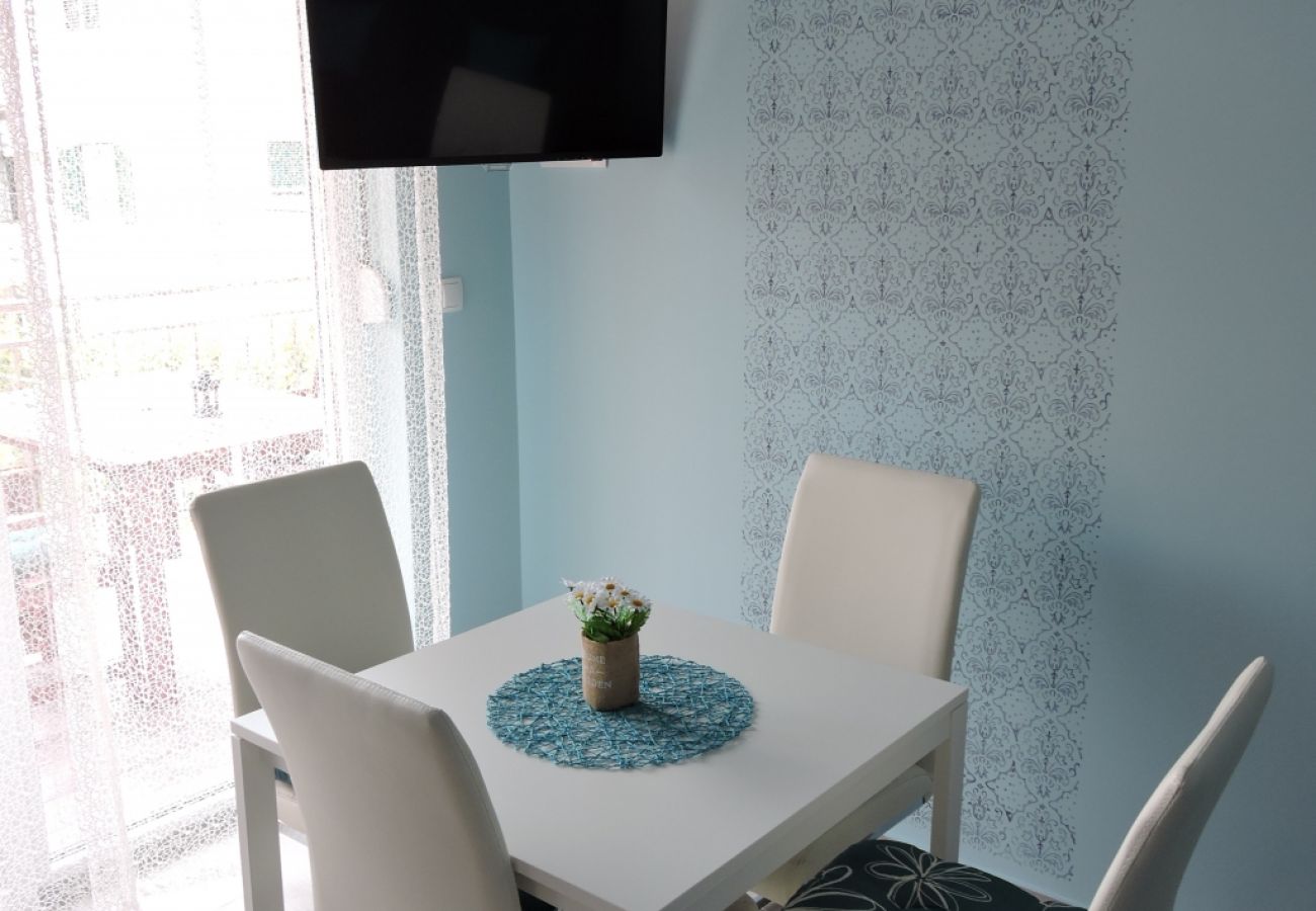 Appartement à Biograd na moru - Appartement dans Biograd na Moru avec Balcon, Climatisation, WIFI (4269-4)