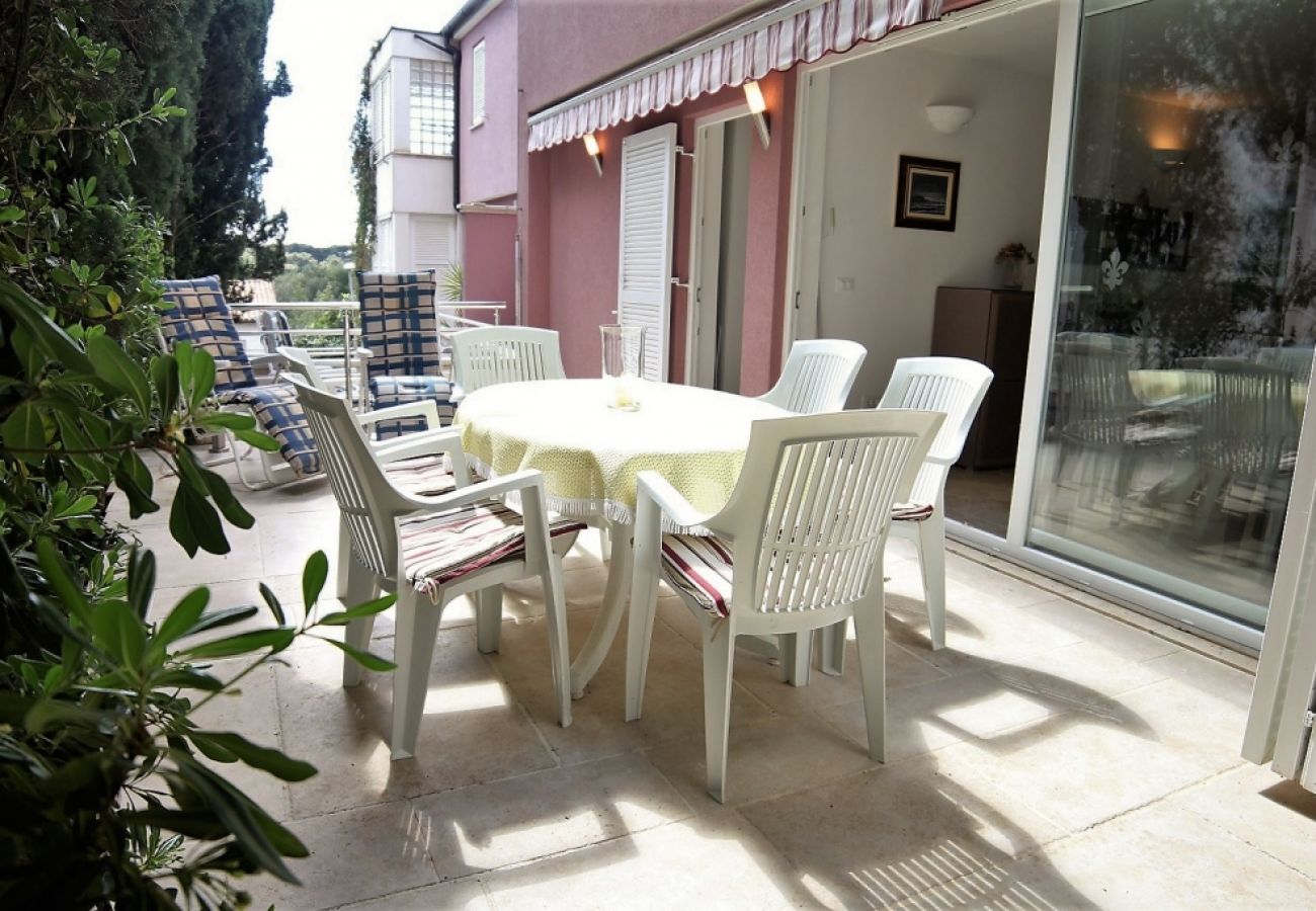 Appartement à Rovinj - Appartement dans Rovinj avec terrasse, Climatisation, WIFI, Lave-vaisselle (4285-2)